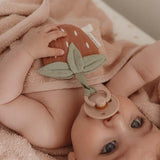 Doudou et attache tétine - Fraise rouge - Fairy Garden