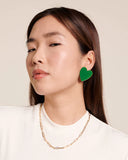 Les boucles d'oreilles Big Love - émail vert et or fin 24 carats
