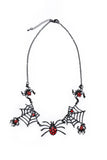 Collier en toile d'araignée emmêlée