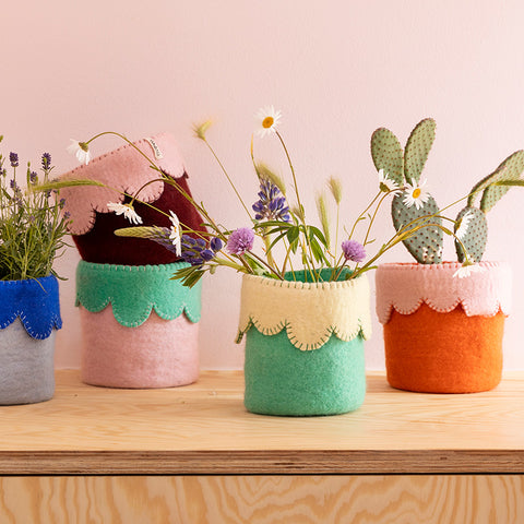 FLOWER POT 26 - Pot de fleur en laine (3 Modèles)