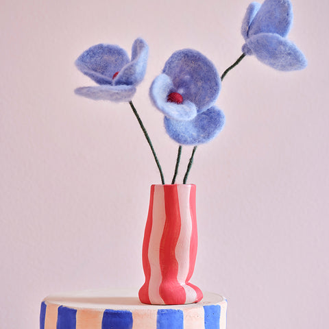 ENDLESS FLOWERS - Les fleurs éternelles en laine (3 modèles)