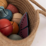 FRUITS ET LEGUMES DANS PANIER DE COURSES