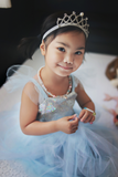 Robe de princesse sequins chatoyants bleu (2 tailles)
