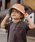 Bob Mini Chesnut - Hello Hossy