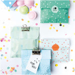 20 sachets papier anniversaire avec gommettes