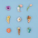 Pin's Femme Tournesol -  Coucou Suzette